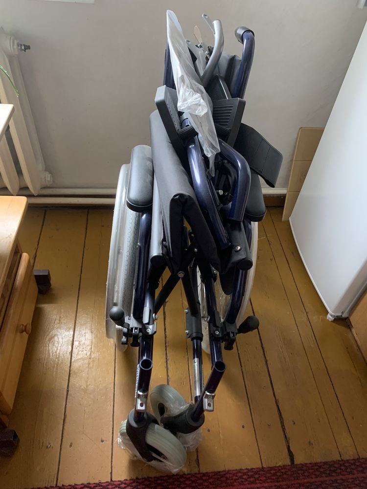 Nowy wózek inwalidzki- Vermeiren Jazz S50 + gratis