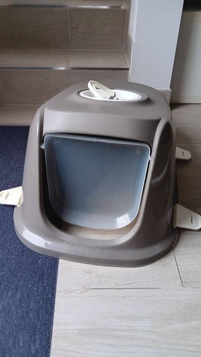 Caixa de areia com peneira