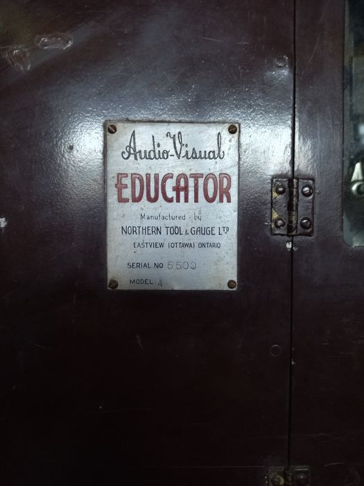 Projector 16mm Audio Visual Educator