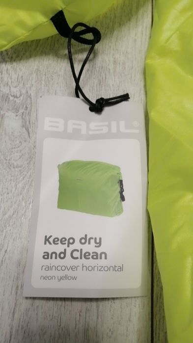 Wodoodporny pokrowiec ochronny na torbę plecak rower Basil bagażnik