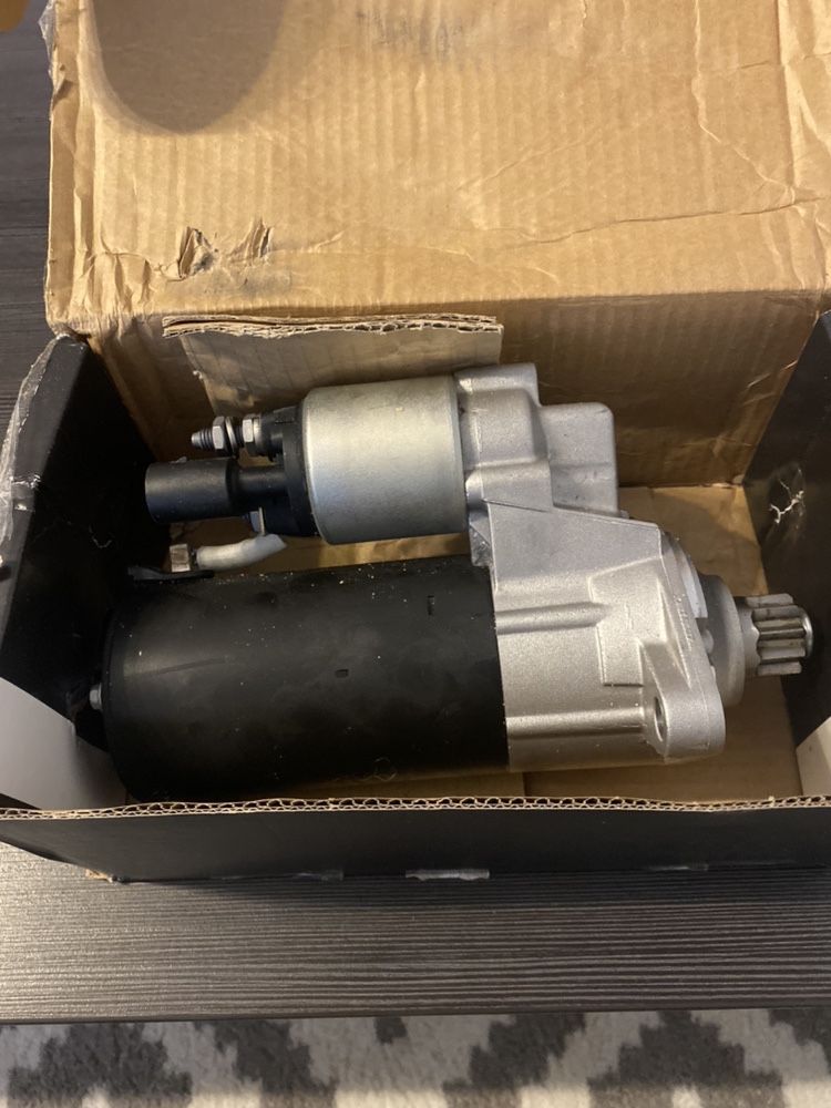 Rozrusznik  BOSCH Vw skoda seat audi passat golf Leon A3 TT toledo