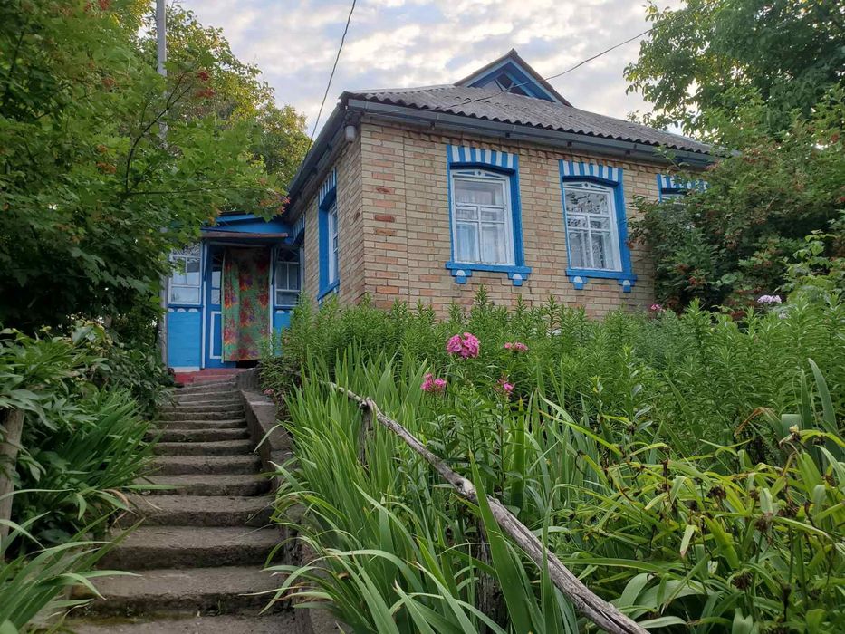 Будинок з газом, та з іншими зручностями