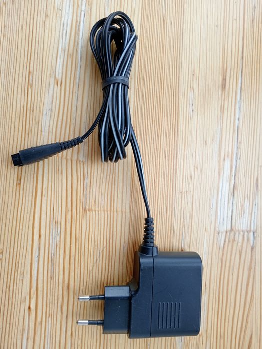Мережевий адаптер до електробритви Panasonic WESLV95K7674 (RE7-59)