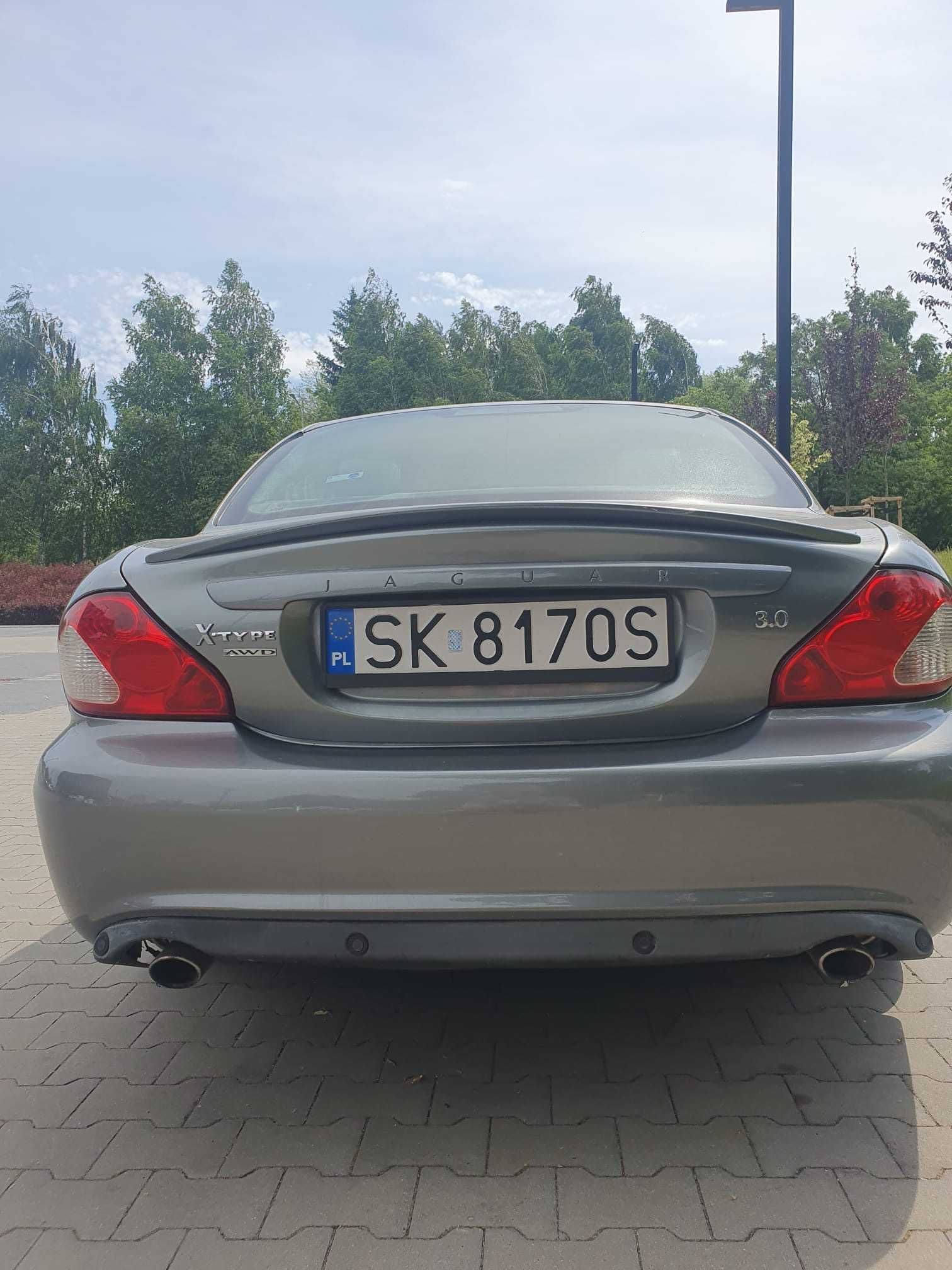 Wyjątkowy Jaguar X-Type 3.0 V6 AWD (Wersja Amerykańska) – Rocznik 2004