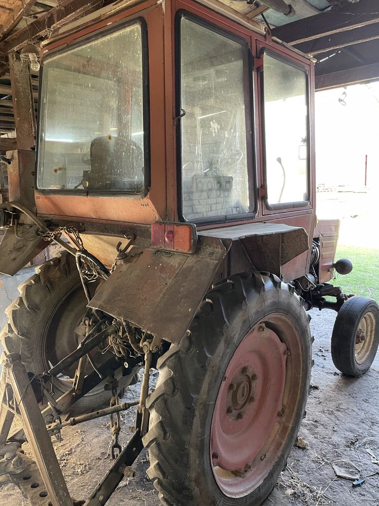 Трактор Т-25 та навісне обладнання