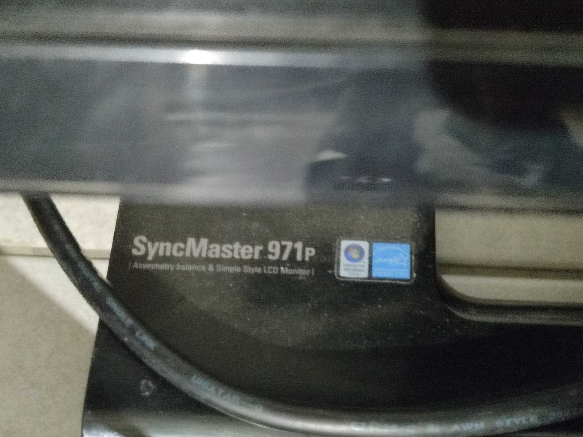 Монитор 19" Samsung 971P DVI HDMI с внешним блоком питания PVA матрица