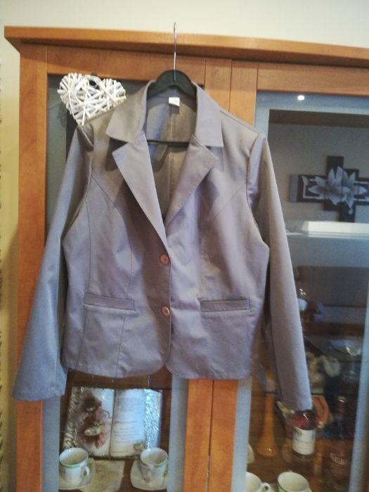 Komplet żakiet i spódnica