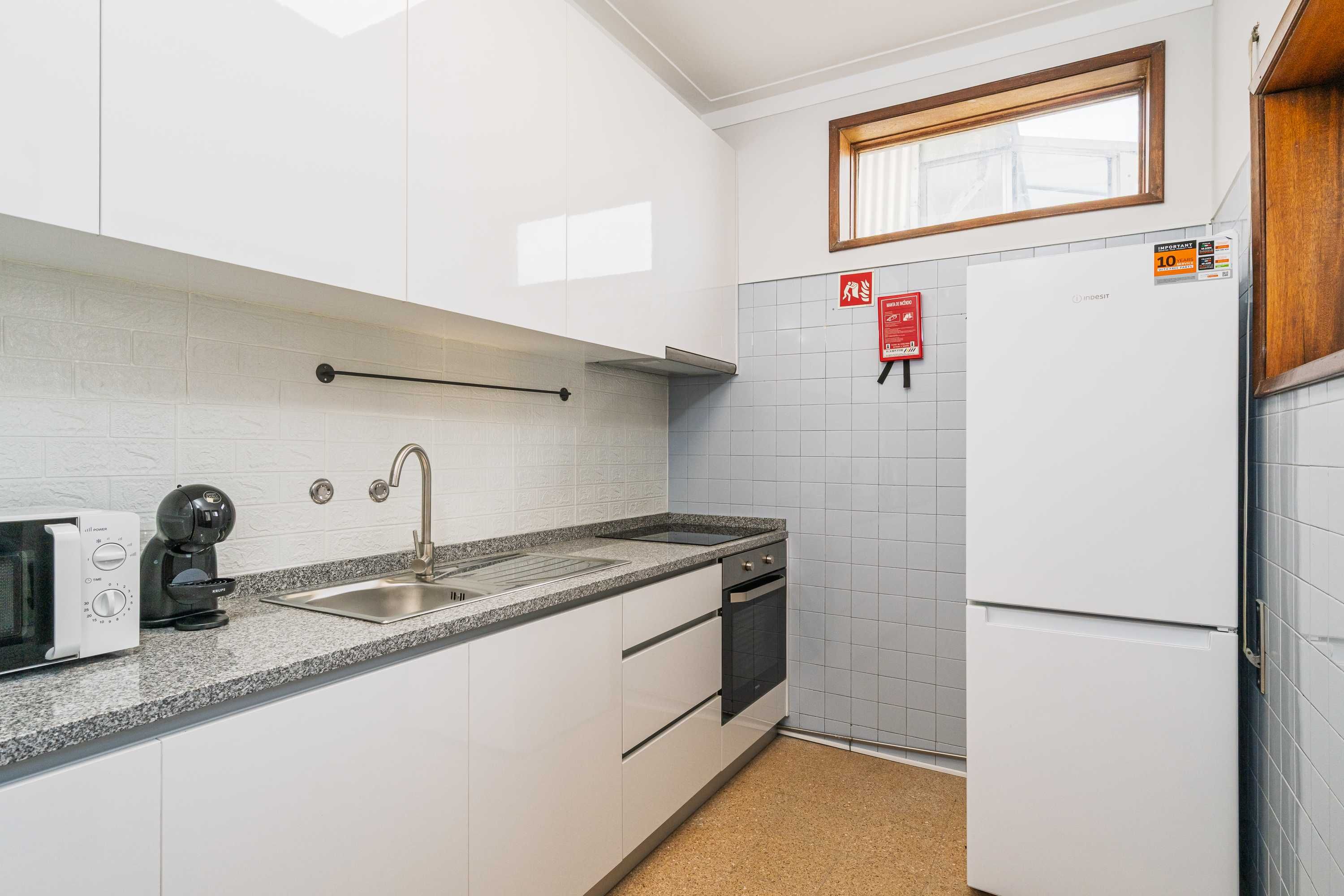 Vendo T2 remodelado centro do Porto