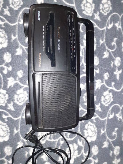 Програвач касетний Magnavox, магнітофон