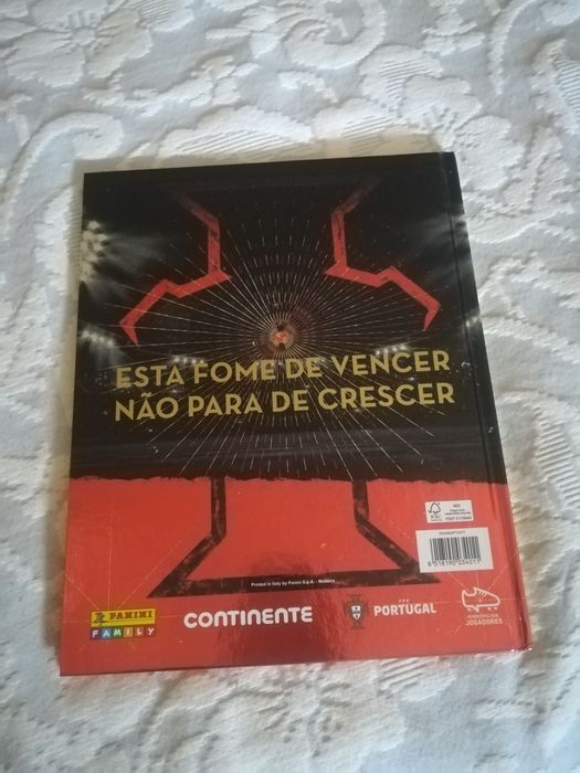 Panini Fome de vender caderneta completa