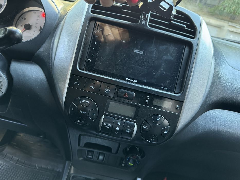 Продам Tayota rav4