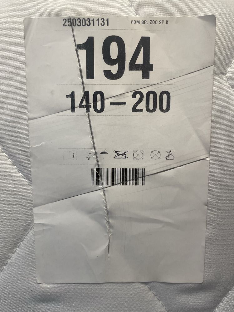Materac 140x200 i przescieradła