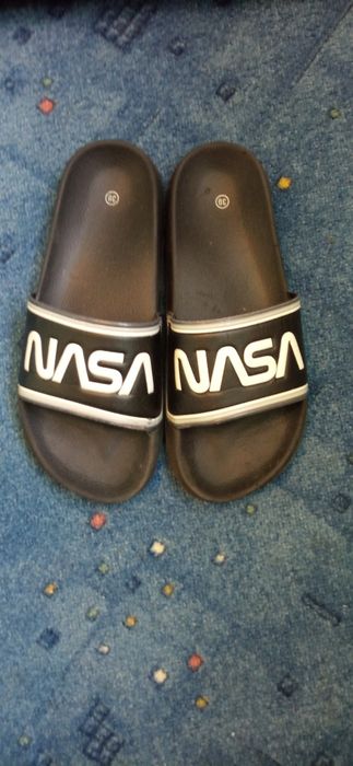 Klapki basenowe chłopięce 39