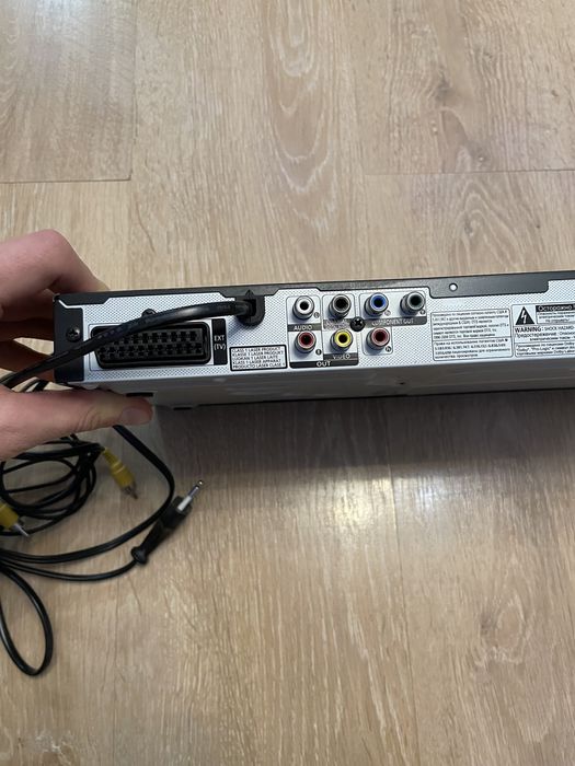 Лазерный видеопроигрыватель DVD SAMSUNG