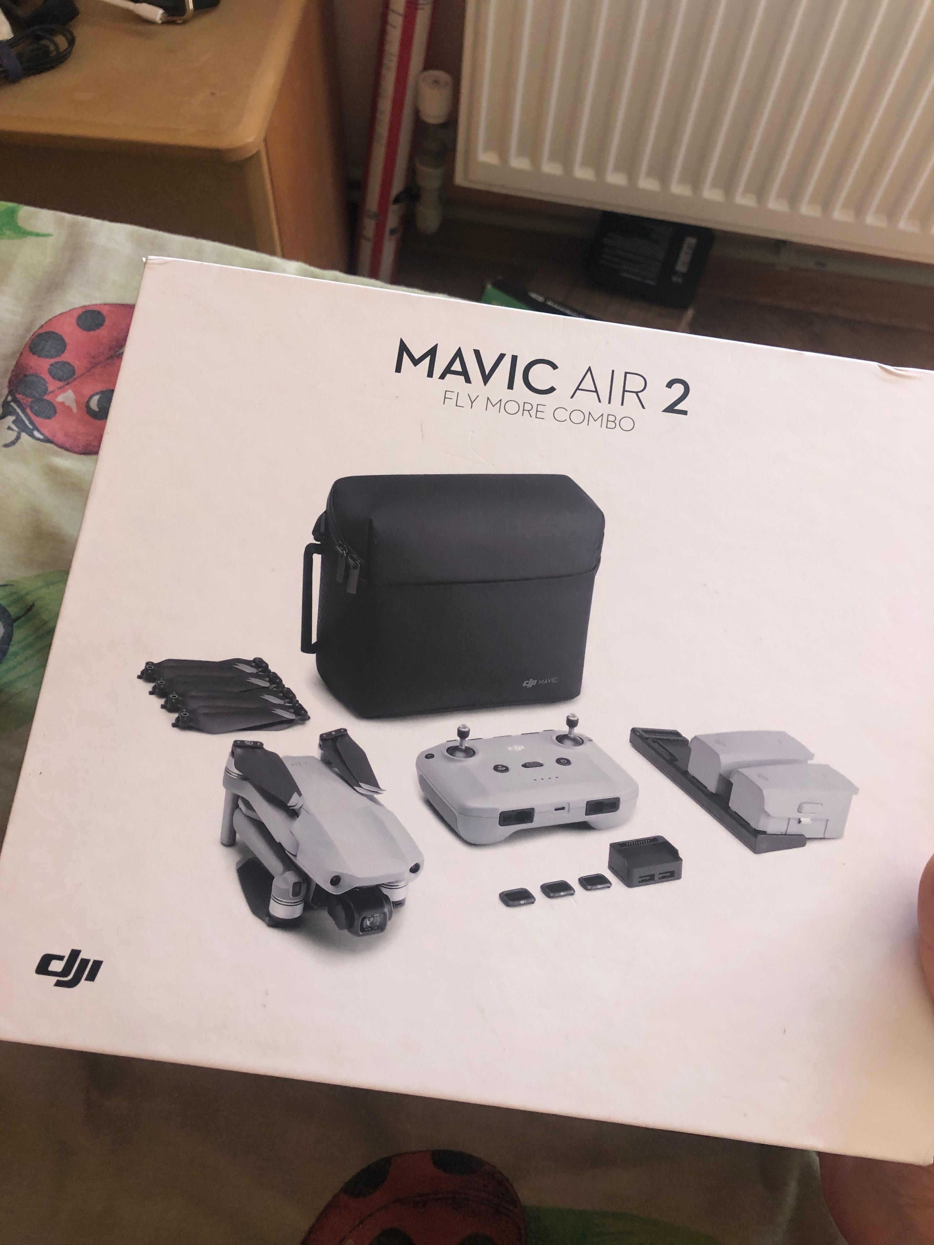 Продам Дрон Dji mavic air 2 fly more combo идеал версия EU