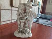 Figurka rzeźba z alabastru stan idealny dla kolekcjonerów sygnowana