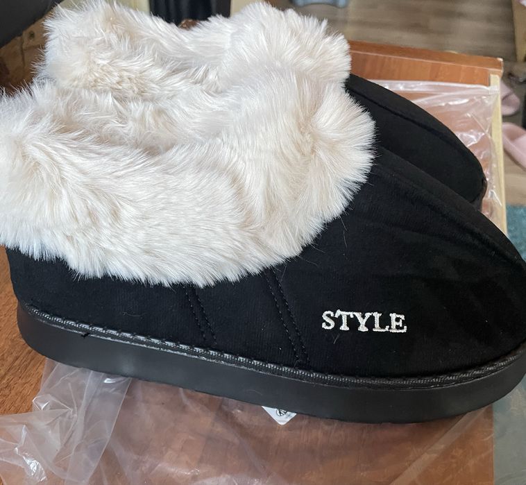 Теплі жіночі капці 41-42 розмір