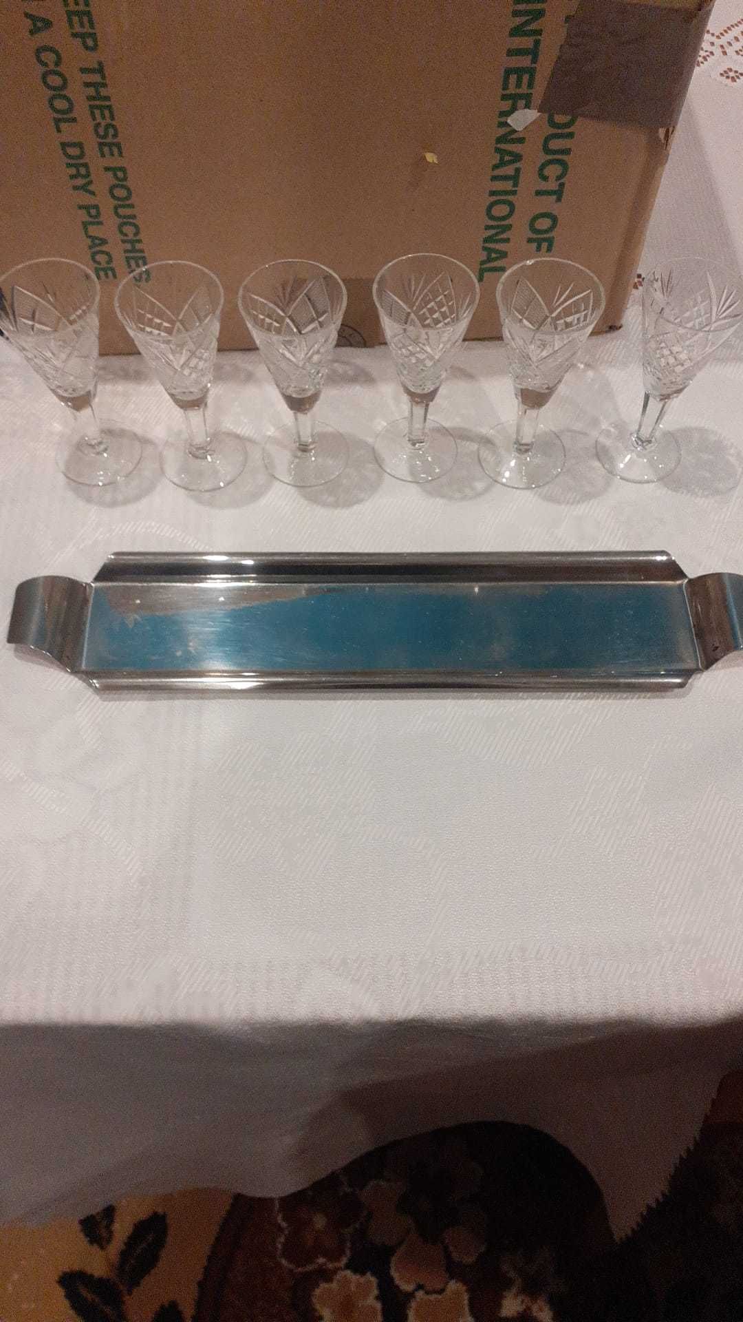 Stare kryształowe PRL kieliszki  6 szt z tacą
