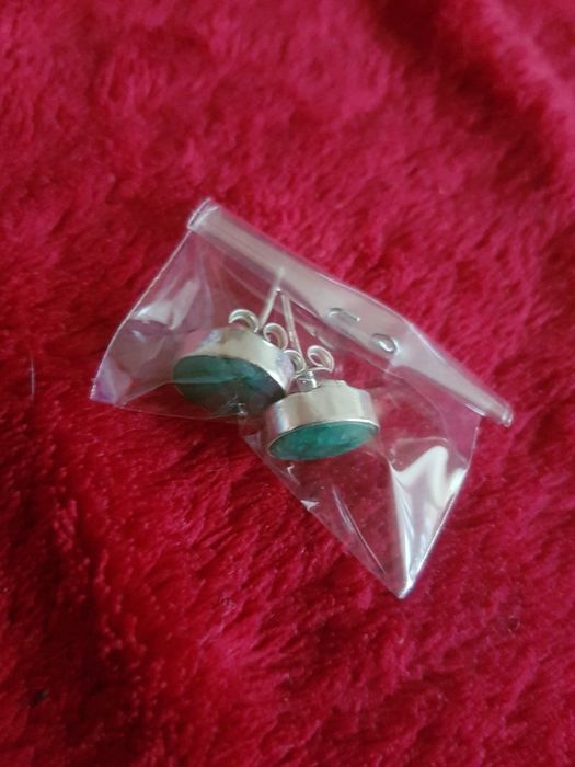 Пусаны с Индийским изумрудом из стерлингового  серебра