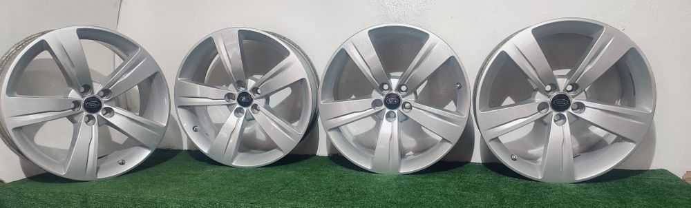 Felgi aluminiowe Land Rover 19" 8.5J 5x108 et 45 TPMS