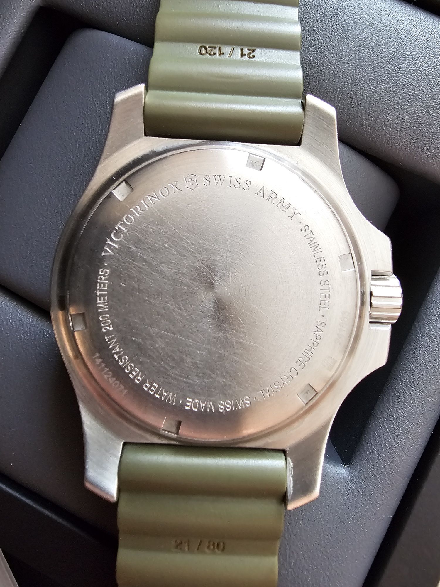 Часы Victorinox Swiss Army I.N.O.X
