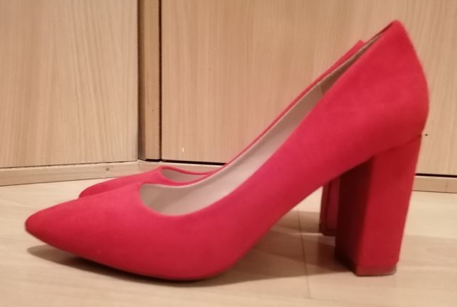 Czerwone buty damskie, rozm. 39