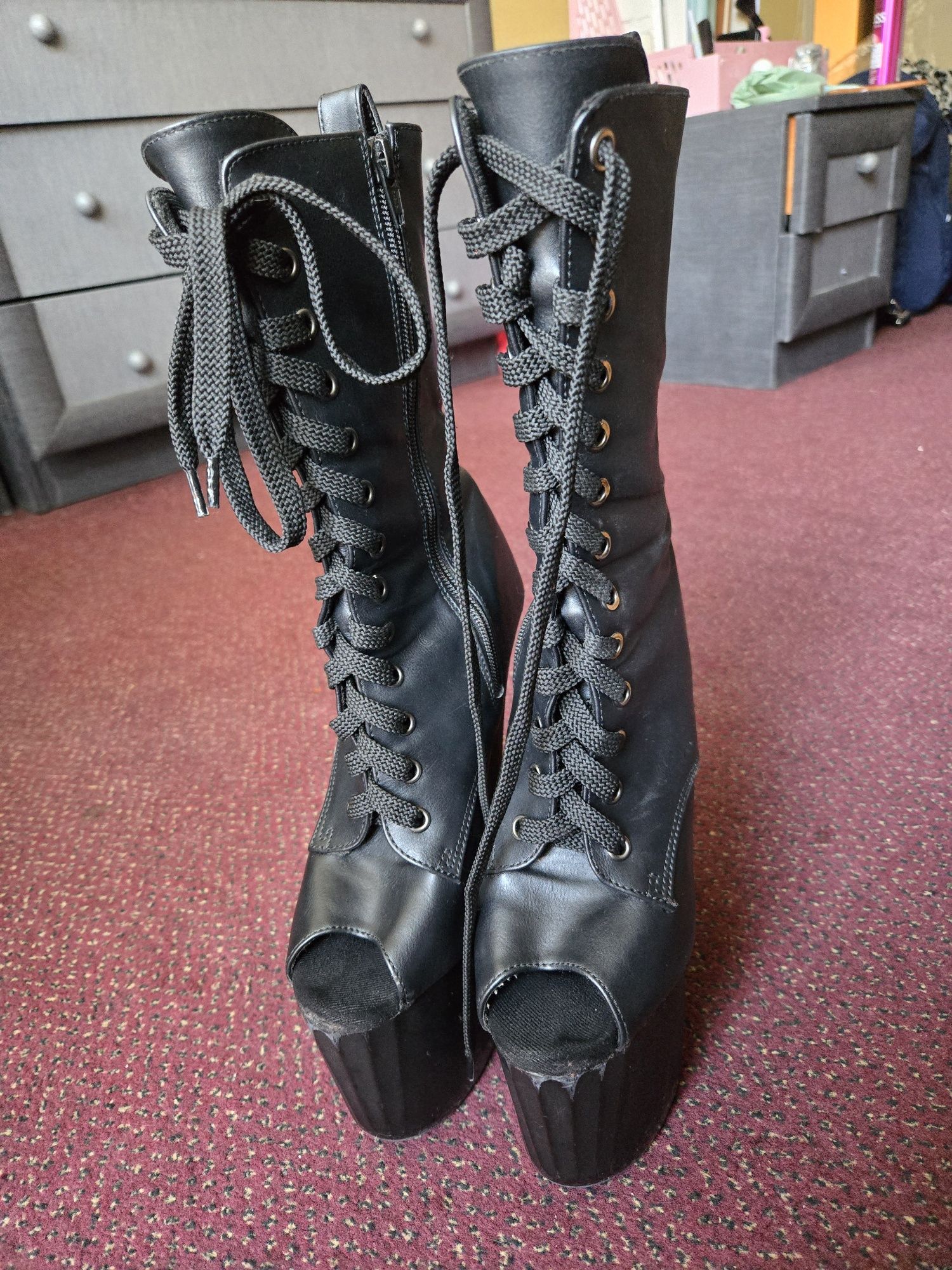 Стріпи Pleaser, трійки, 38 р.