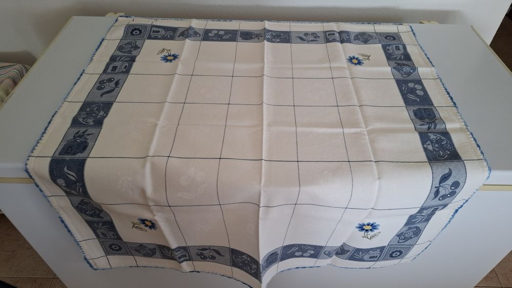 Toalhas de mesa diversas