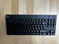 Teclado Mecânico Logitech G Pro Gaming RGB Lightsync US