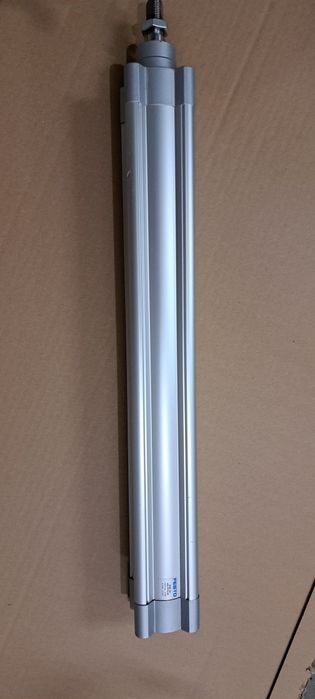 Siłownik FESTO pneumatyczny DSBC-50-420-PPVA-N3 
420-PPVA-N3
420-PPVA-