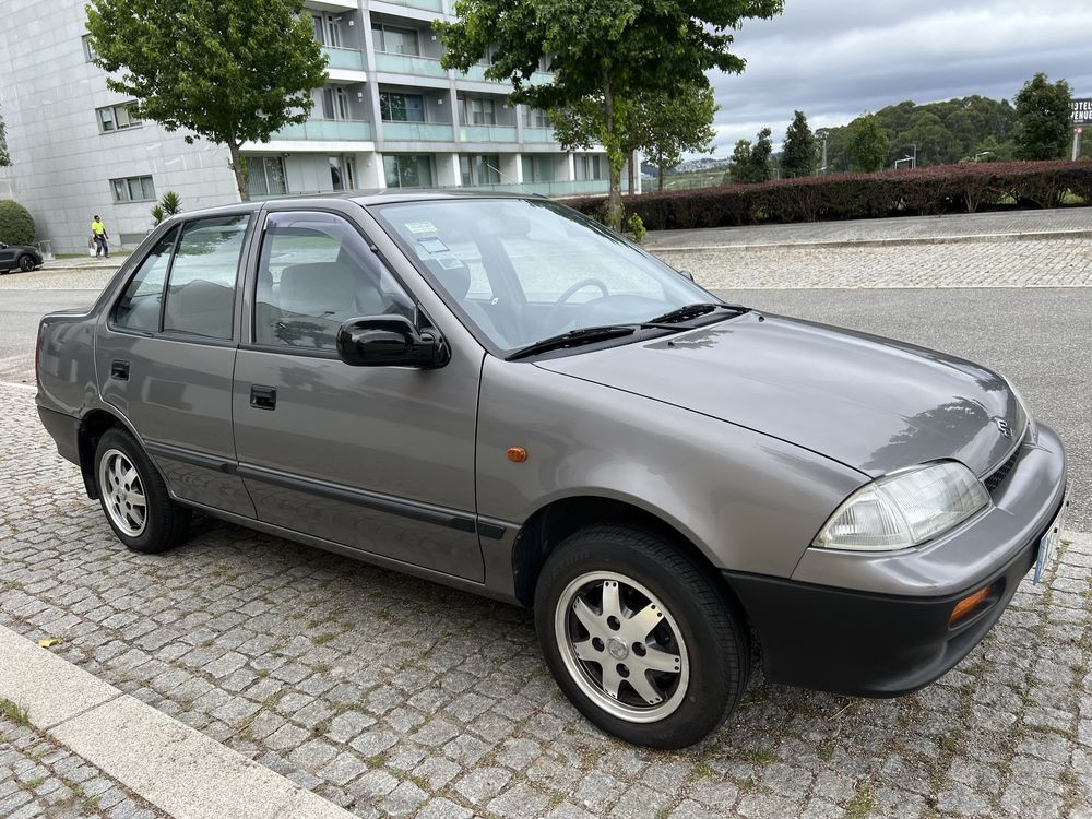 Suzuki Swift 1.3 - 20.000km Igual Novo