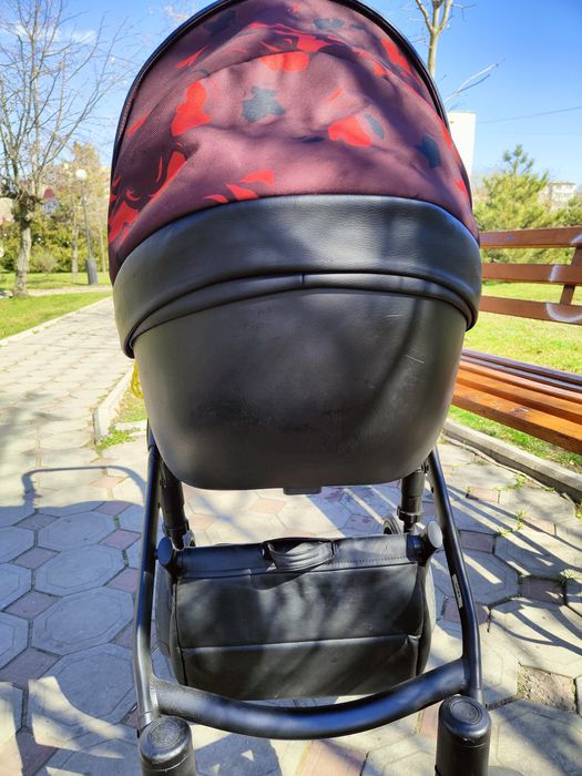 Продам коляску 2 в 1 Anex sport