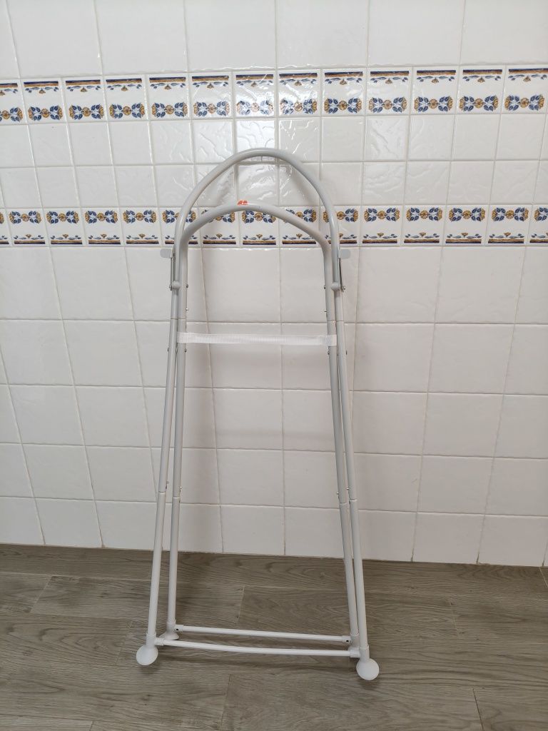 Banheira de bebé e suporte Shnuggle