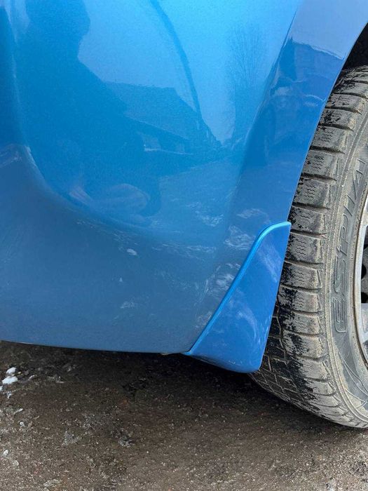 Пайка бамперів та іншого пластику автомобіля