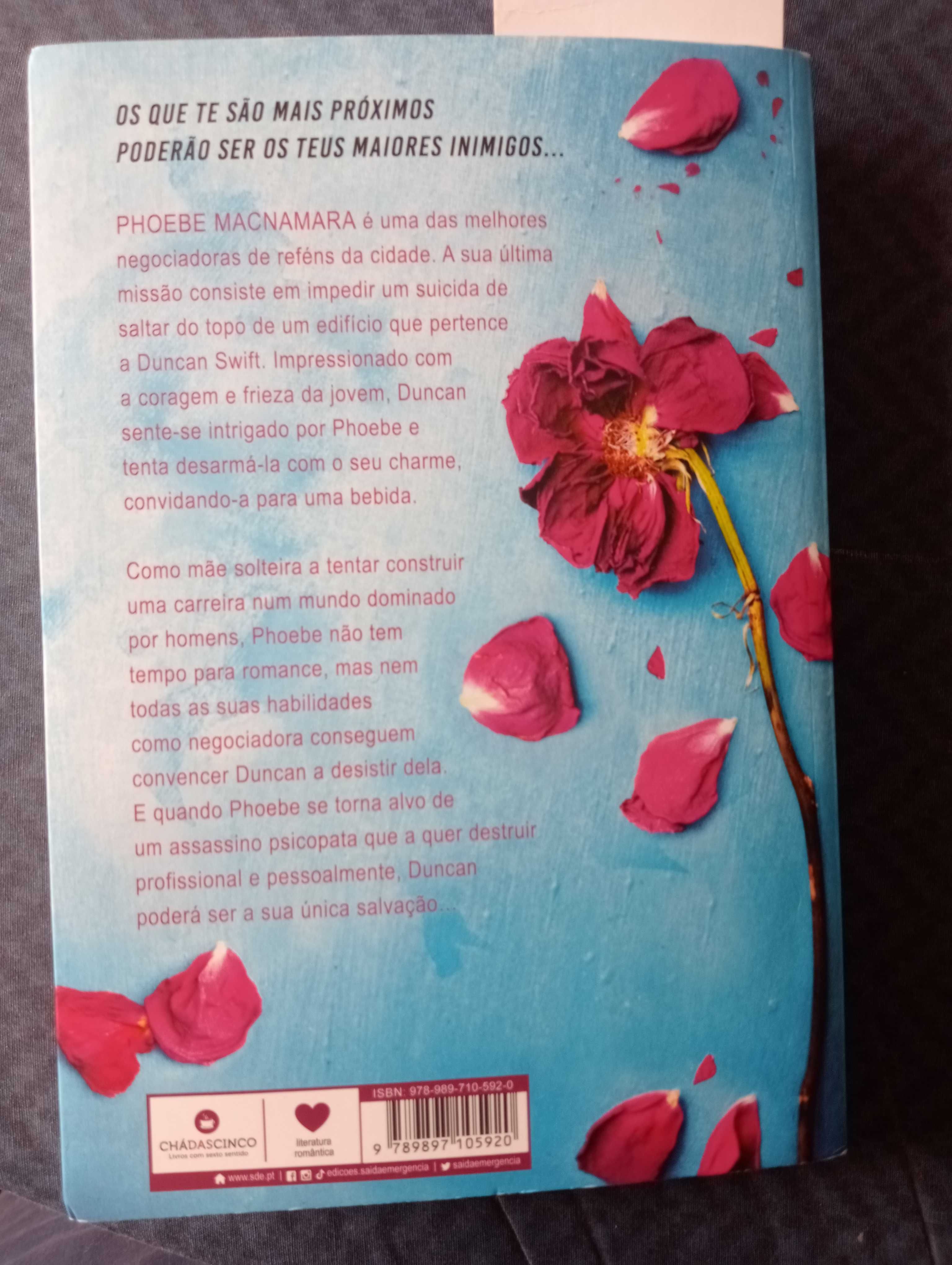 Refém do Amor de Nora Roberts ( Edição de JULHO 2023 )