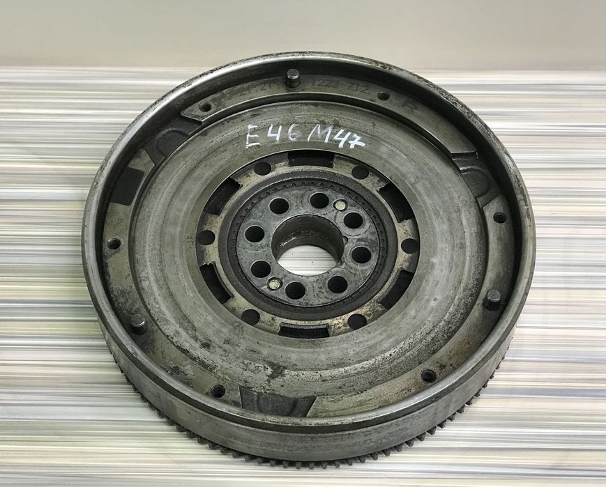 Маховик Сципления БМВ Е46 М47 Дорестайл 320d Щеплення Демпфер BMW E46