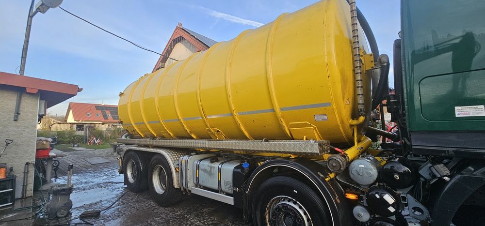 Iveco trakker 450 szambiarka