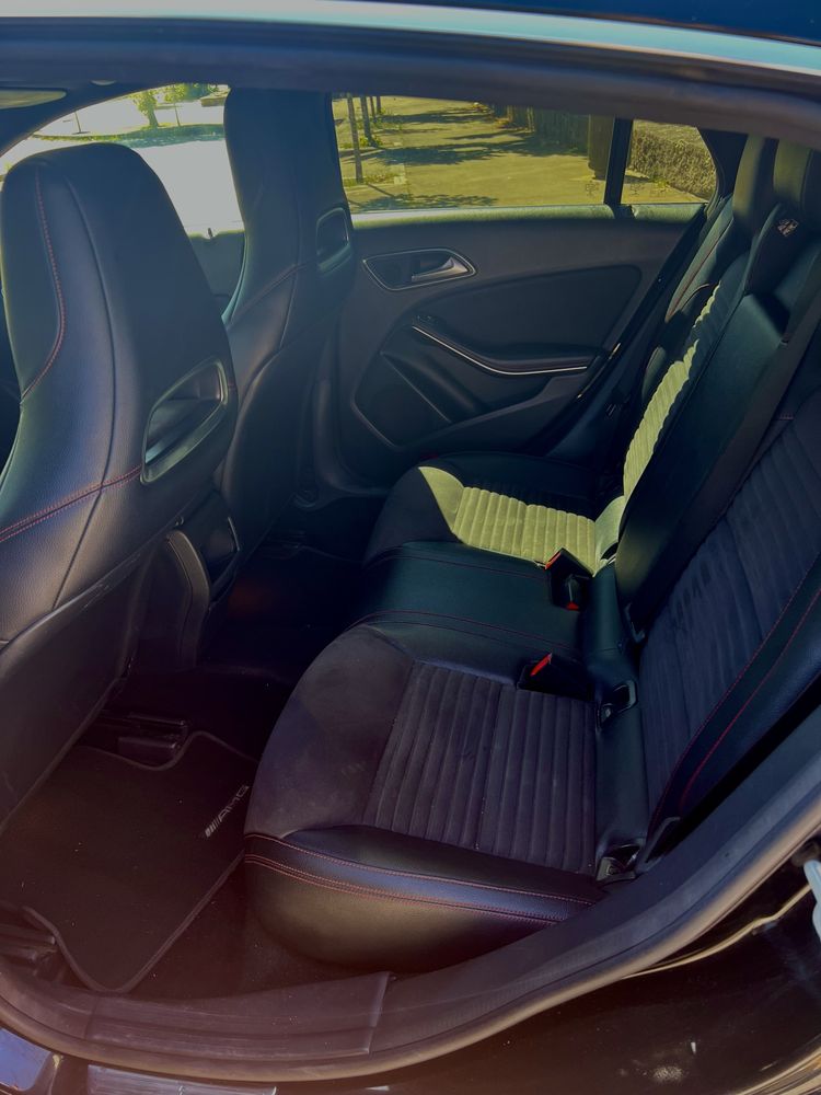 Mercedes-Benz cla 220