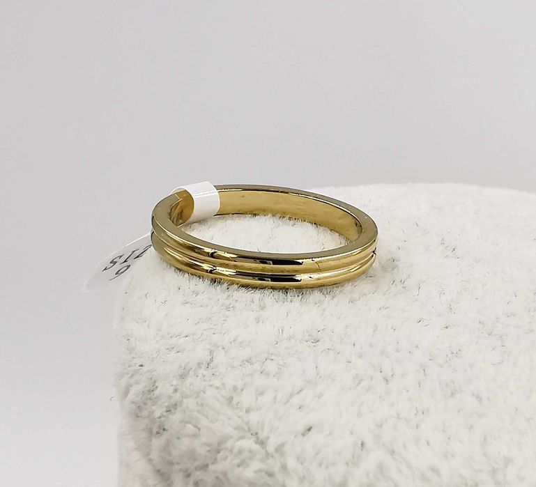 Pierścionek obrączka złota stal chirurgiczna średnica 17 mm