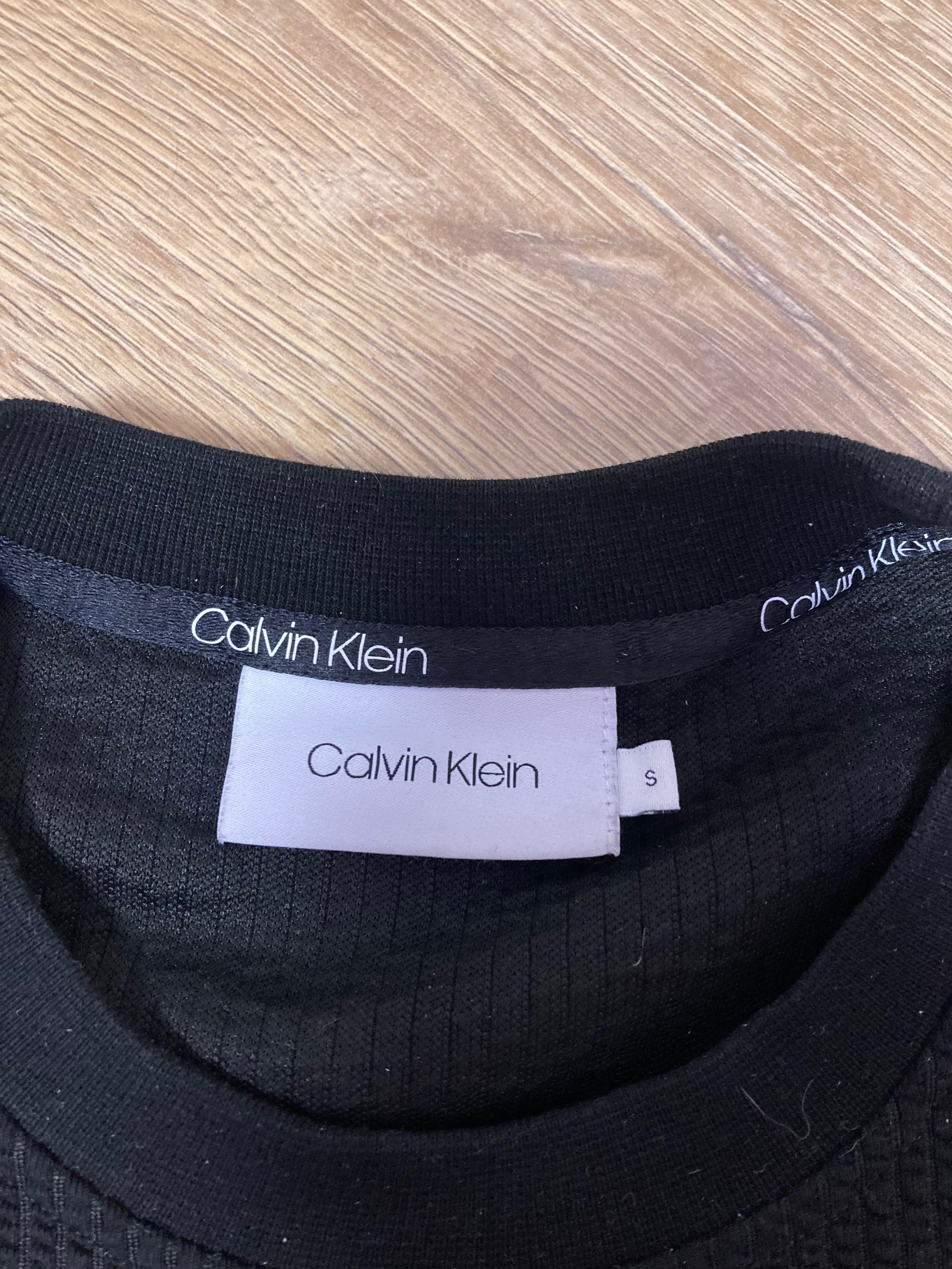 Кофта Calvin Klein с новой коллекции