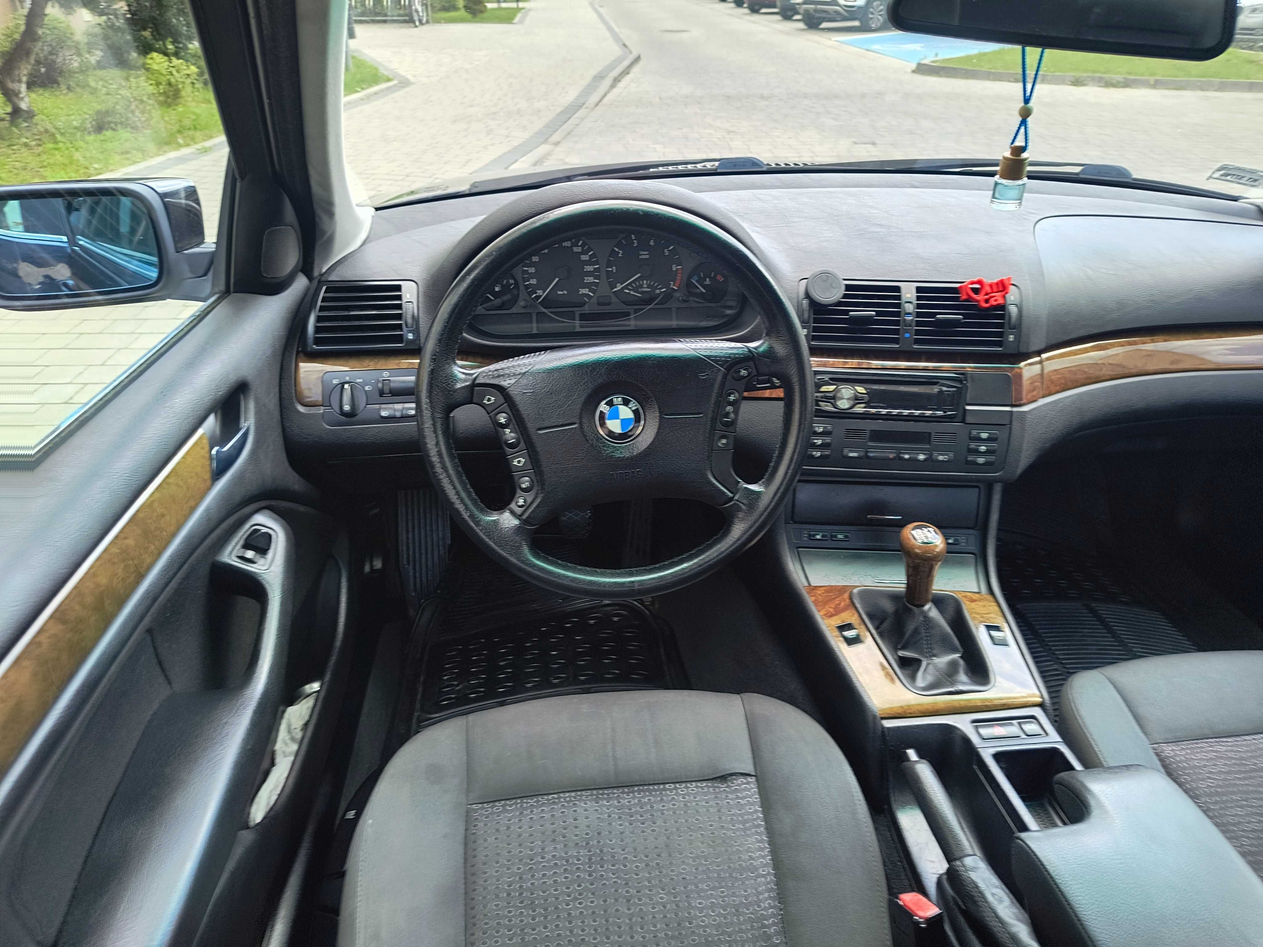 Sprzedam BMW E46 325i 2002 benzyna+lpg