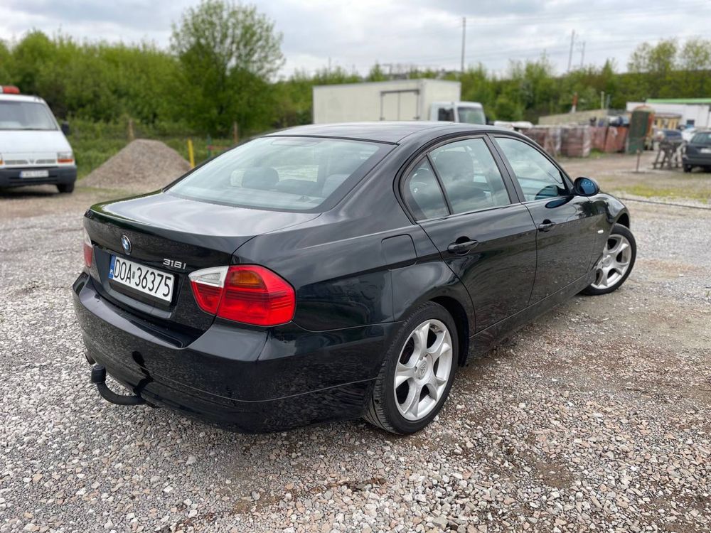 BMW E90 318i 2.0 benzyna 2007 rok