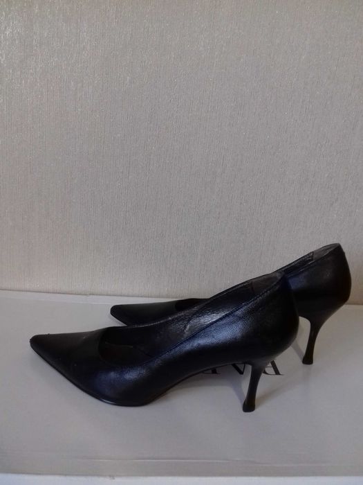 Жіночі шкіряні туфлі