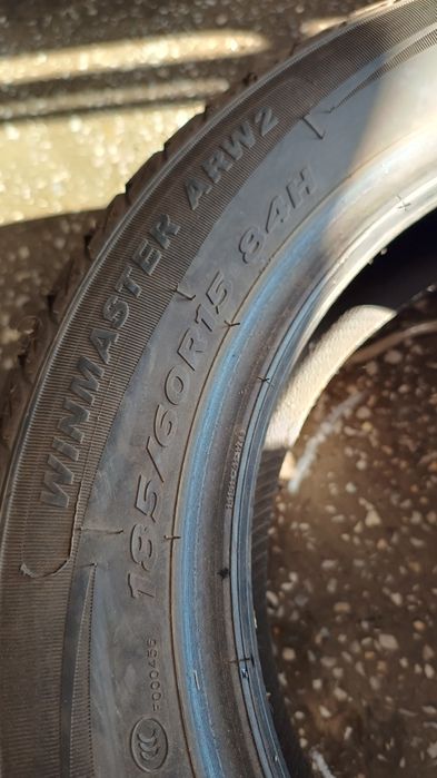 Резина, шини 185/60r15.
