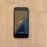 iPhone SE 2020 - Bateria 75%