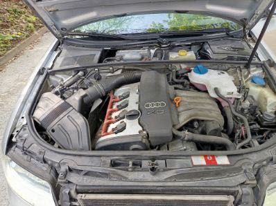 Audi A4B6 2.0 ALT