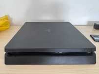 Konsola Playstation 4 Slim