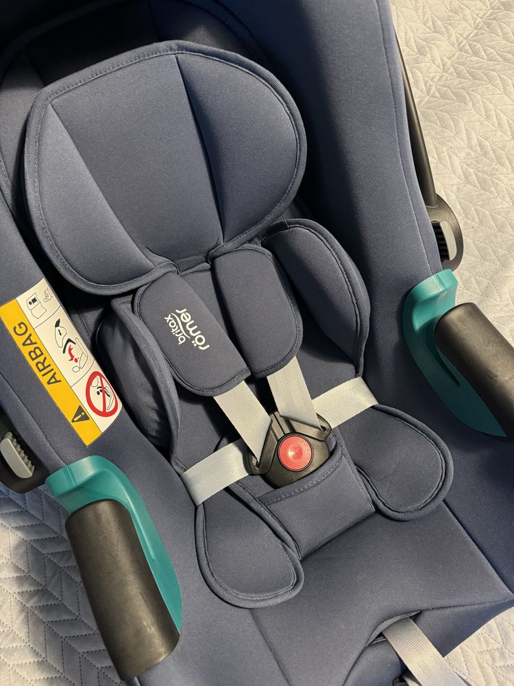 Fotelik-nosidełko Britax BABY-SAFE 3 i-SIZE