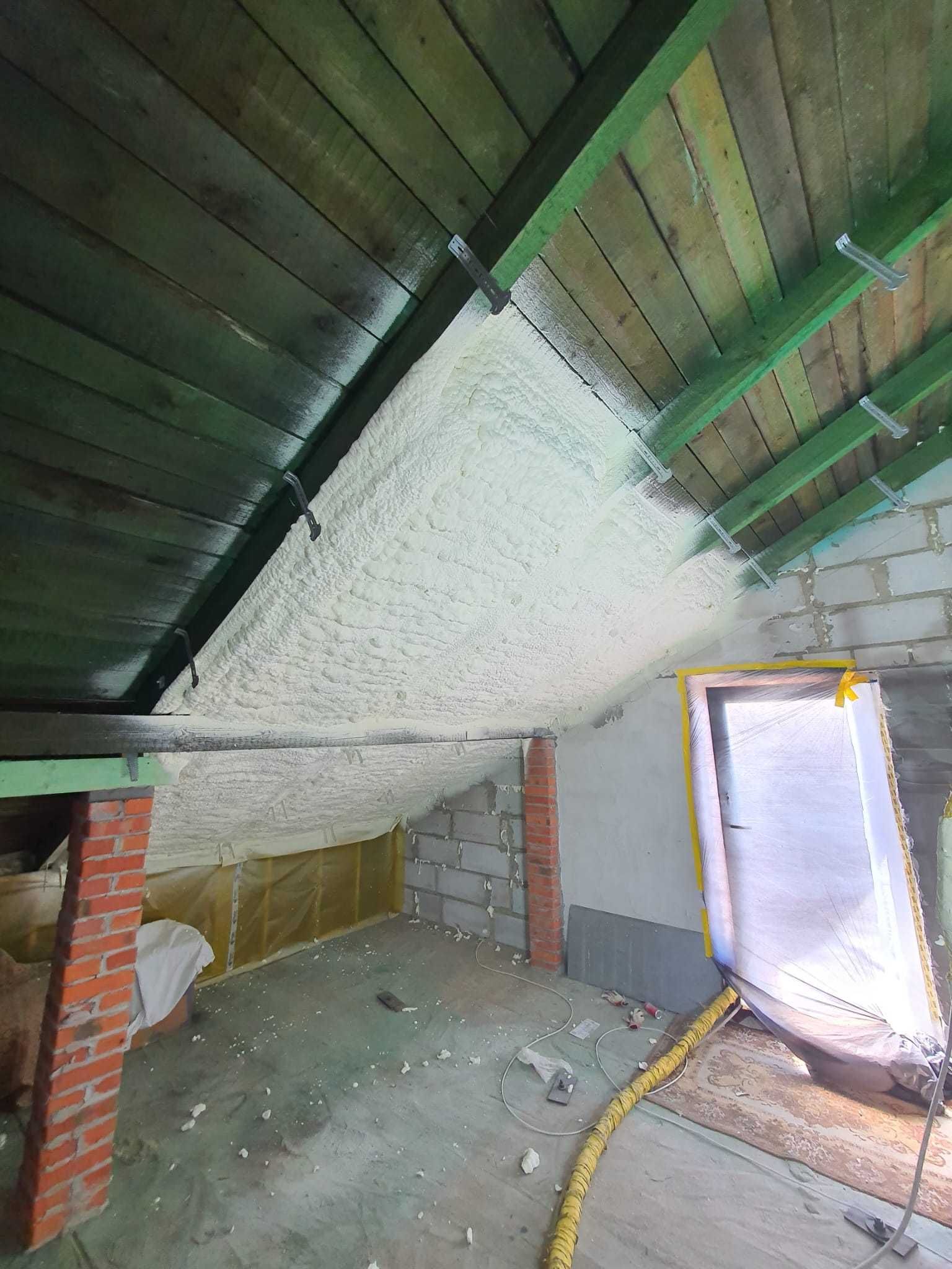 Ocieplenia pianą PUR - szybko , precyzyjnie , tanio
