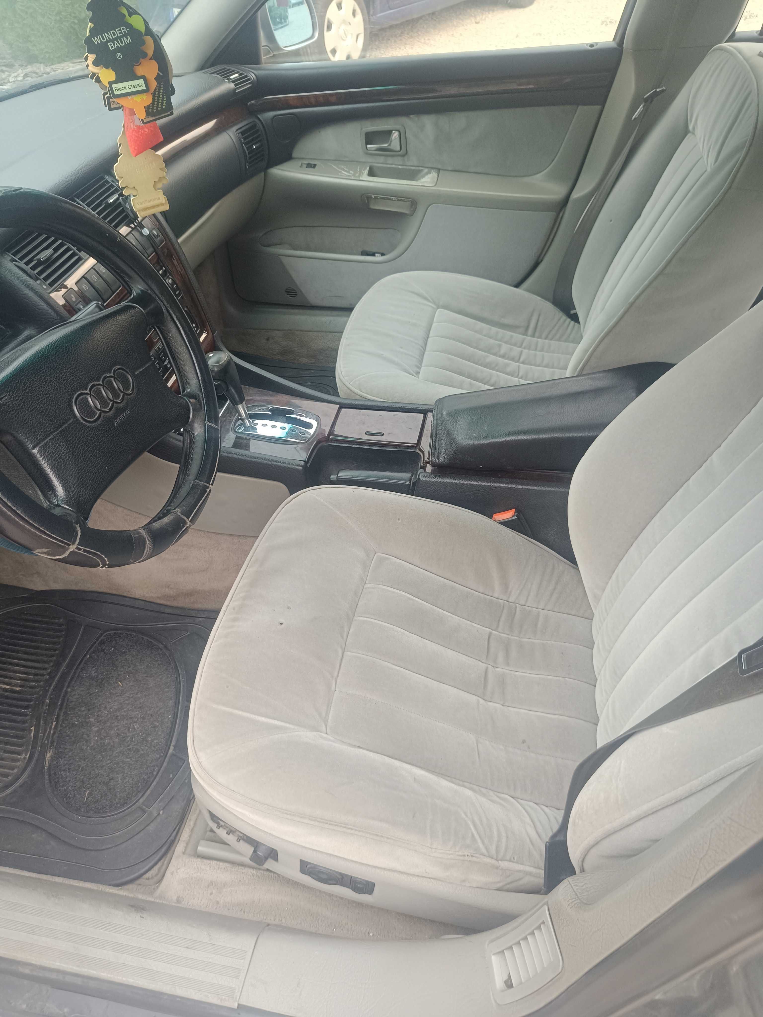Sprzedam Audi A8 D2